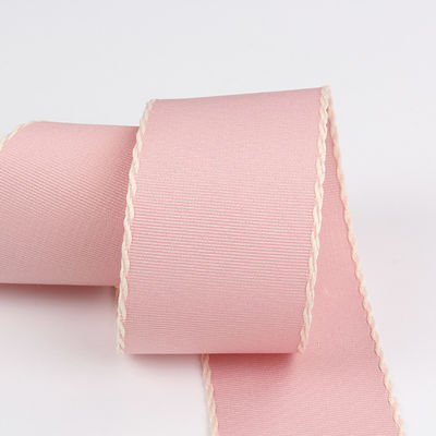 10mm-38mm 꿰매진 폴리에스터 거시 곡물 리본 ISO9001 솔리드 패턴
